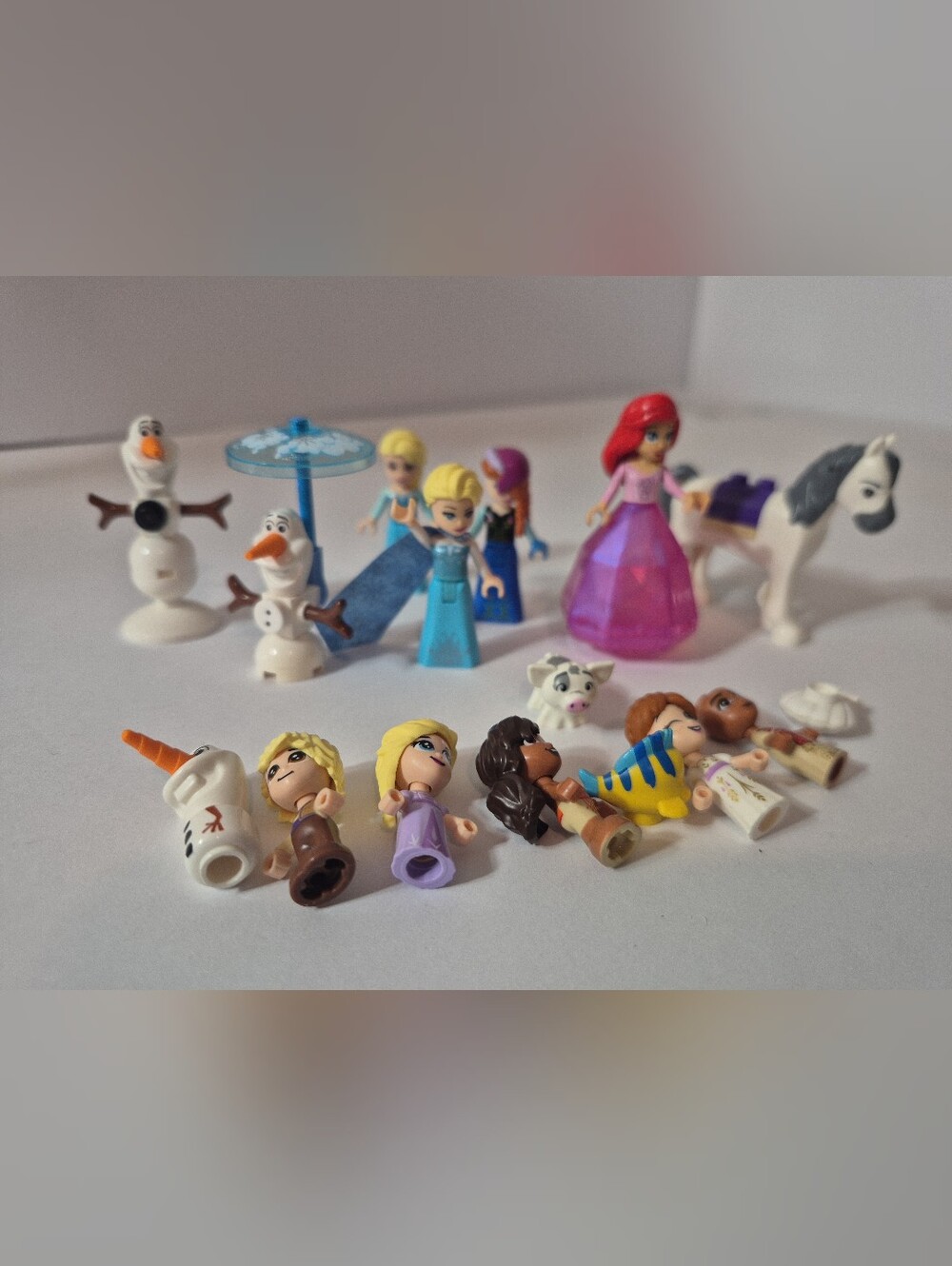 Lego Disney Frozen, Moana, Little Mermaid Lego Figurines Lot